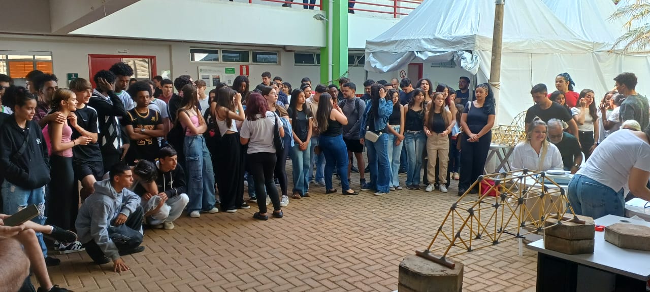 49239642 0ba4 4db0 b3e3 ec04334fafb0